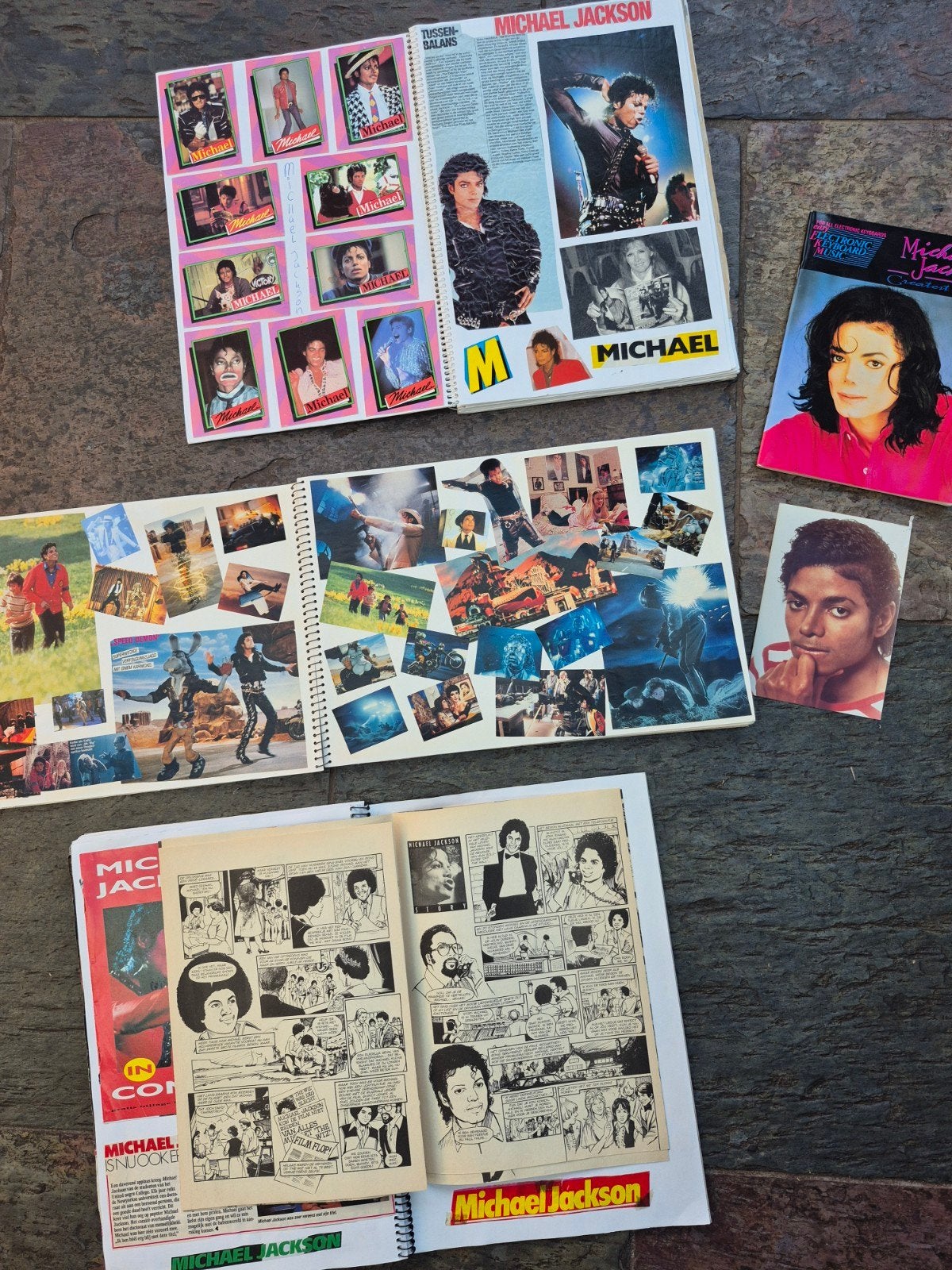 grote Michael Jackson verzameling: boekjes, stickers etc., Ophalen of Verzenden, Gebruikt, Boek, Tijdschrift of Artikel