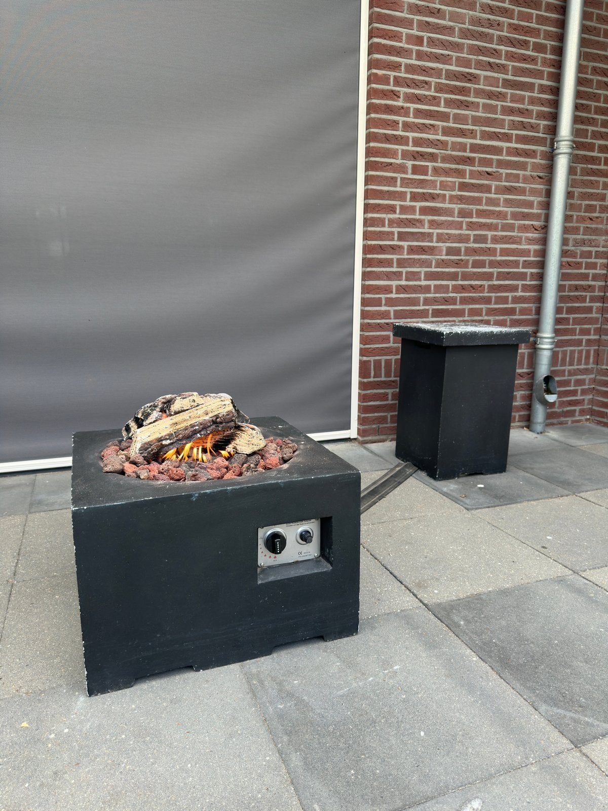 Happy Cocooning vuurtafel - 60x60x40cm, Ophalen, Zo goed als nieuw
