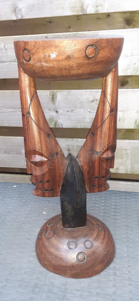 Antiek Tonga Ebbenhouten Afrikaans Shaman gesneden tafeltje, Overige onderwerpen, Houtsnijwerk, Handgemaakt, Hout