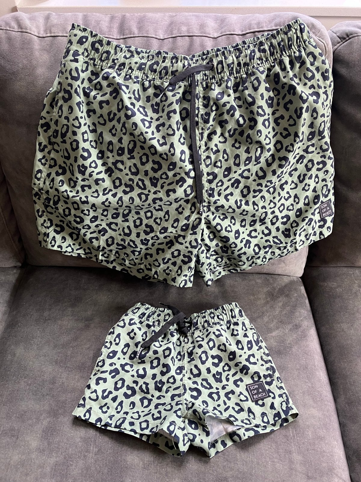 Matching Zwembroeken Papa (L) & Zoon (2 jaar) - Leopard Prin, Ophalen of Verzenden, Maat 52/54 (L), Groen, Zwemshort