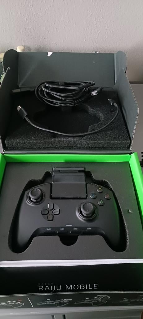 Razer Raiju Mobile Gaming Controller - Zo goed als nieuw, Spelcomputers en Games, Ophalen of Verzenden, Zo goed als nieuw