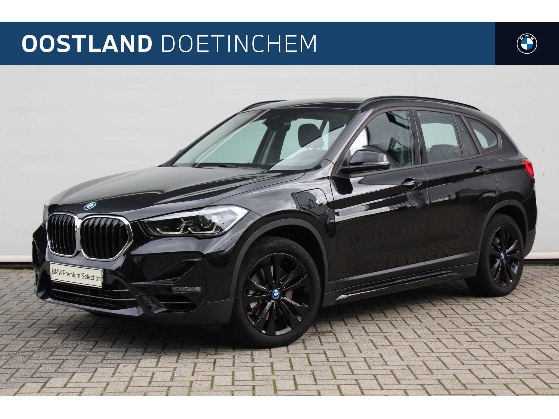 BMW X1 xDrive25e Sport Line Automaat / Trekhaak / Achteruitr