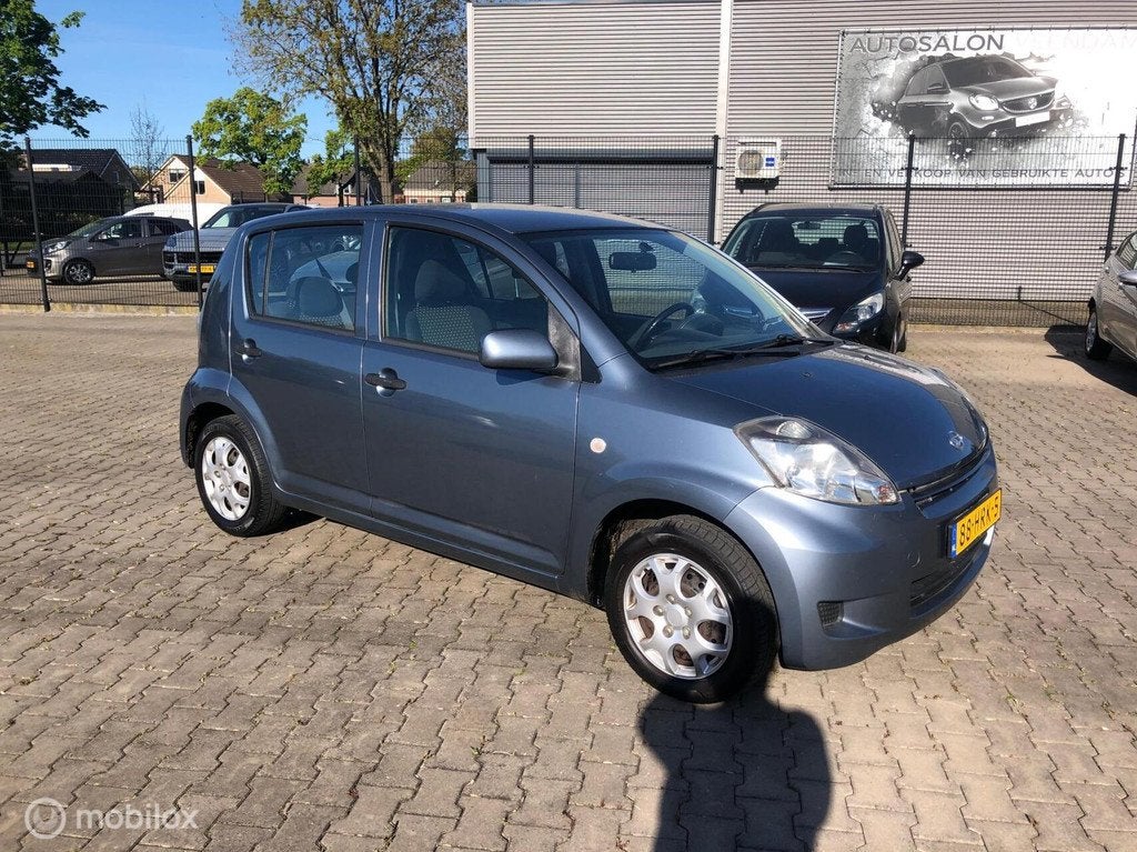 Daihatsu Sirion 2 1.0-12V AIRCO ELL PAK TRH APK, Auto's, Daihatsu, Voorwielaandrijving, Stof, Gebruikt, Bedrijf
