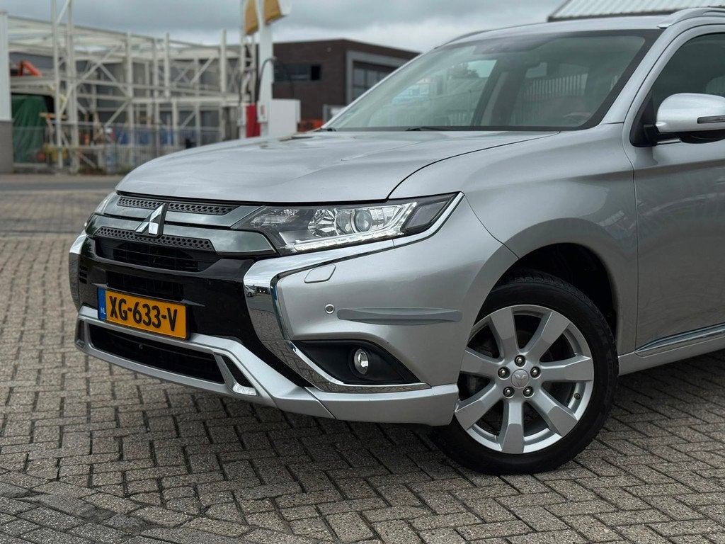 Mitsubishi Outlander 2.4 PHEV Pure#Dak#Carplay#TwinMotor 4WD, Auto's, Mitsubishi, Automaat, 135 pk, Euro 6, 4 cilinders