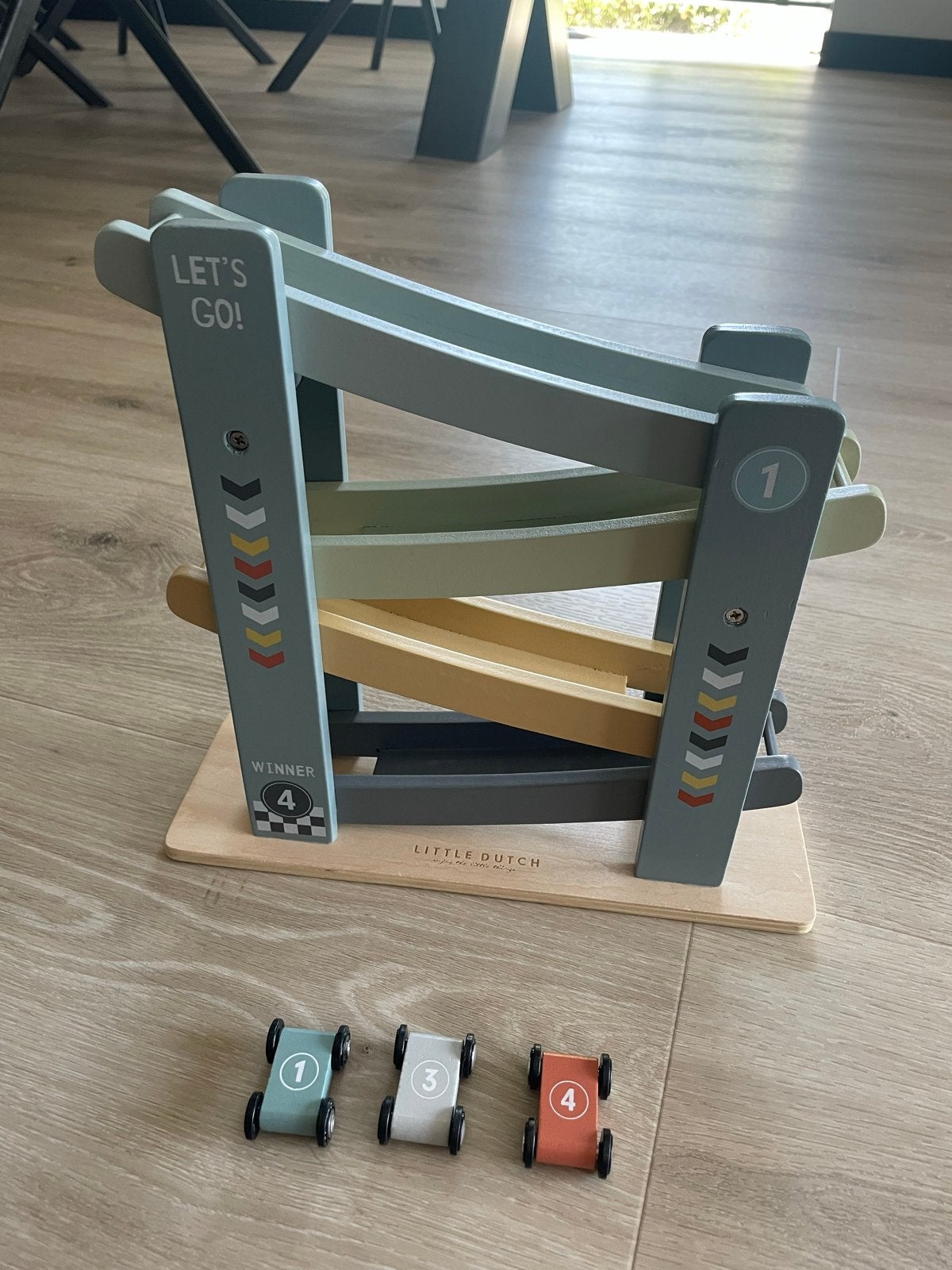 Little Dutch Houten Autobaan met 3 Auto's, Ophalen of Verzenden, Zo goed als nieuw