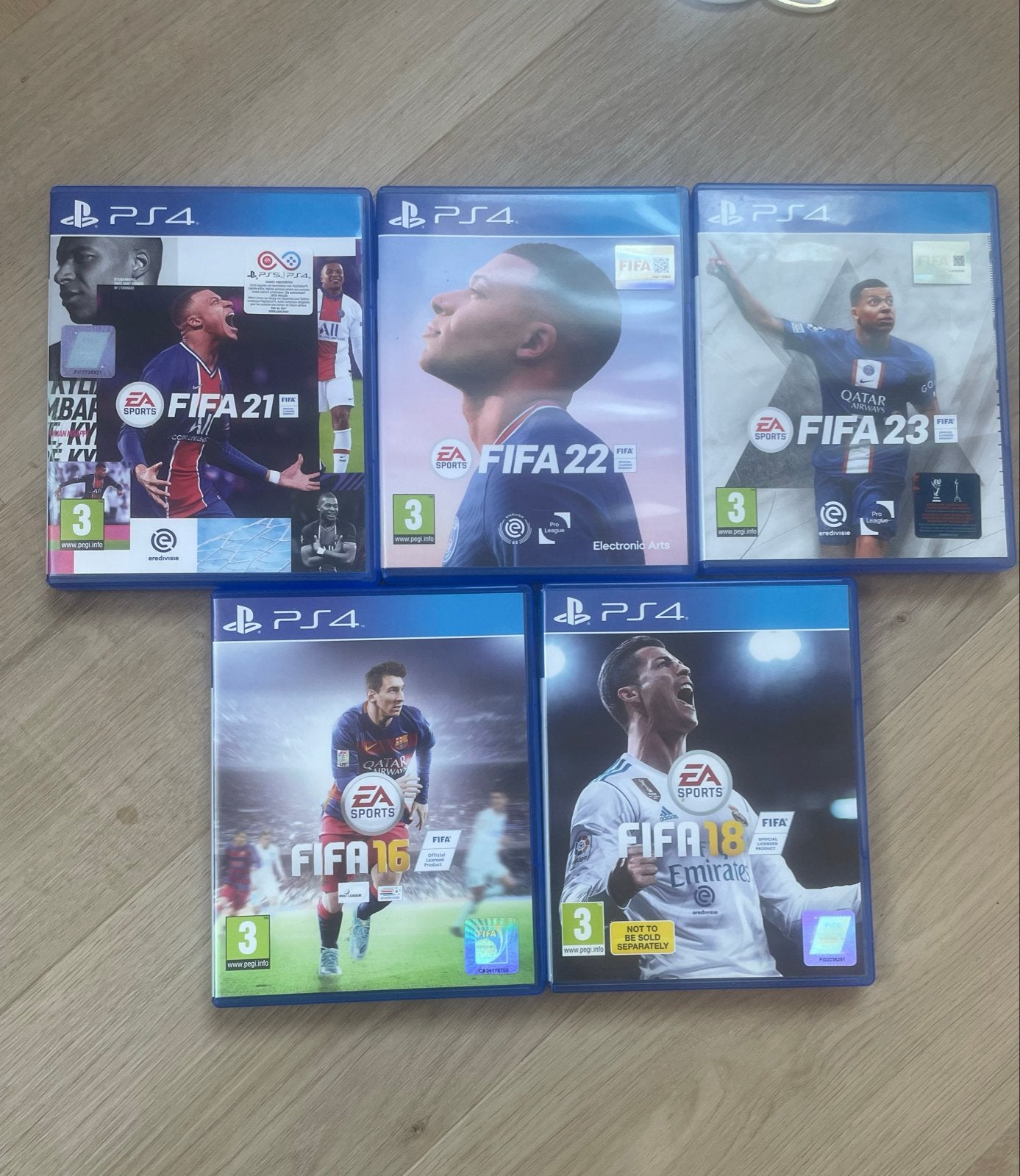 games FIFA 16, 18, 21, 22, 23 PS4 speelbaar op PS5, Eén computer, Ophalen of Verzenden, Zo goed als nieuw, Sport