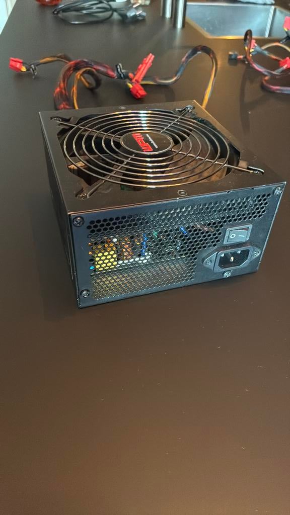 Sharkoon power suply (psu) 500 wat, Ophalen of Verzenden, Gebruikt
