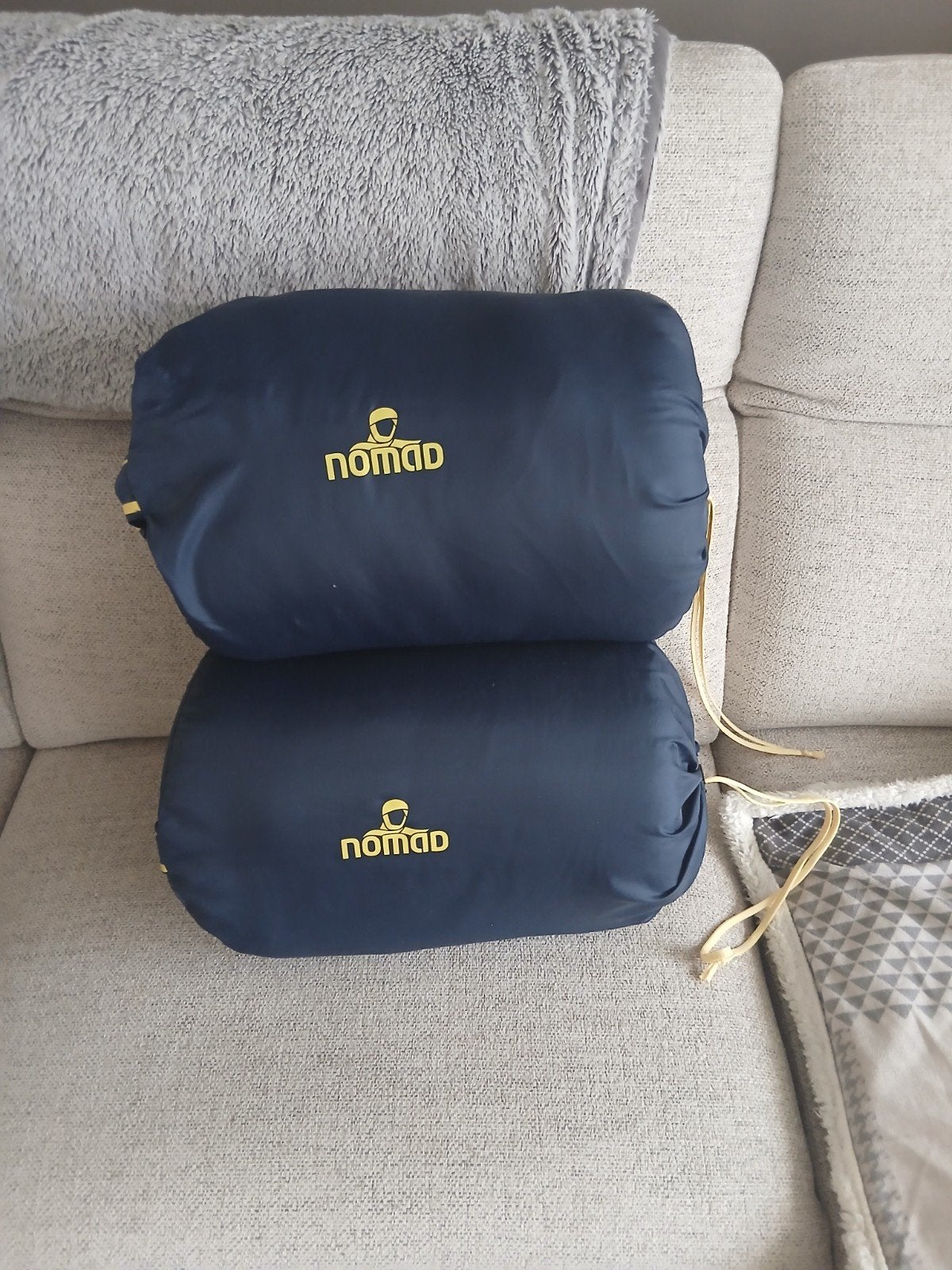 2 Nomad travel gear slaapzakken, Caravans en Kamperen, Ophalen