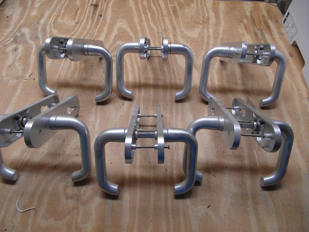 33 sloten + 22 Complete Klinken 2switchonline, Ophalen, Nieuw, Slot