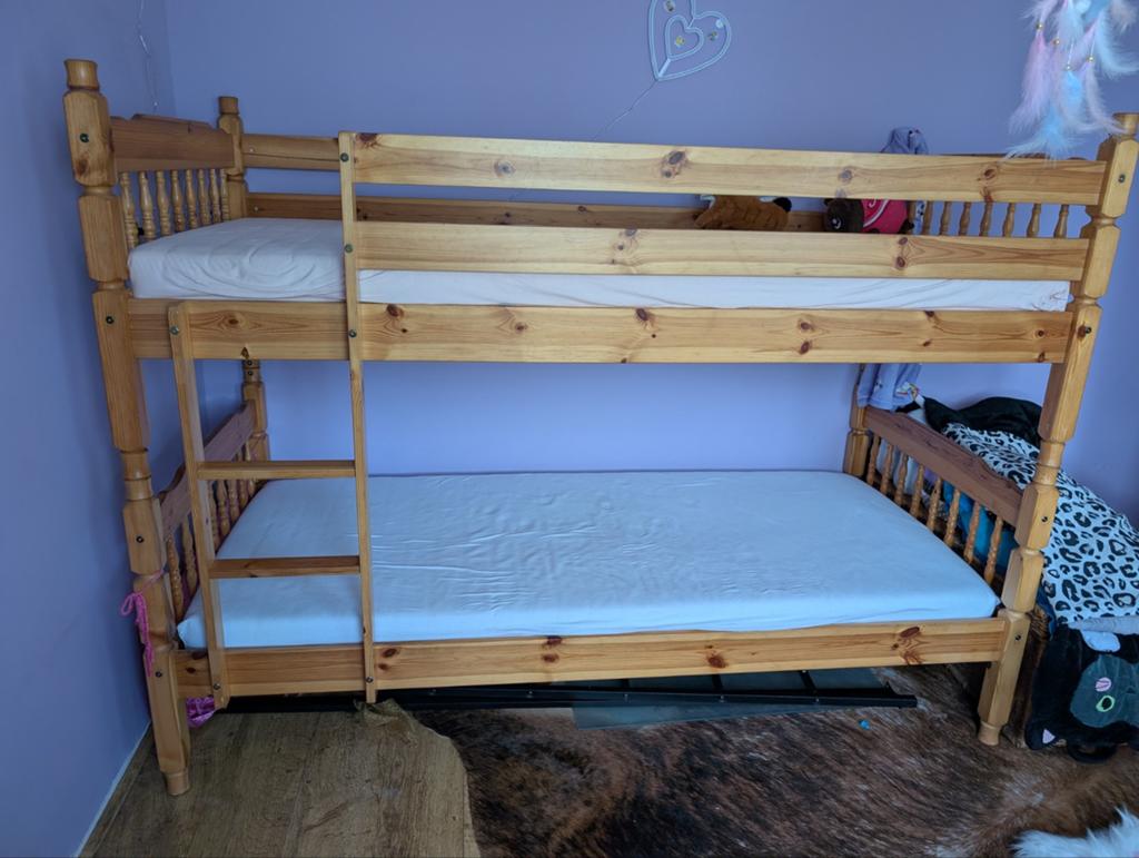 Grenen stapelbed, Ophalen, 70 cm of minder, Tweepersoons, Minder dan 160 cm