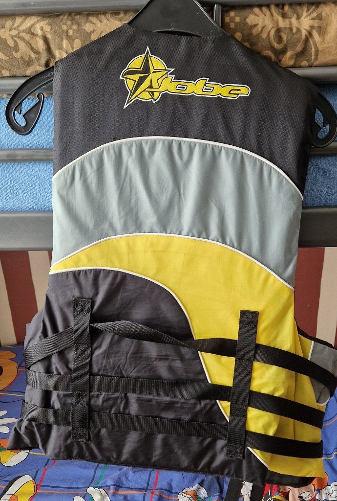 te koop nette zwemvesten en wettsuits, Overige merken, Ophalen of Verzenden, Zo goed als nieuw, Dame of Heer
