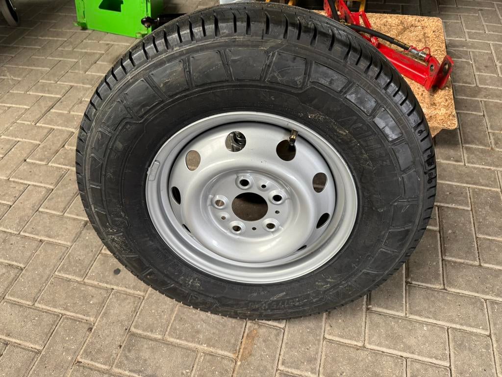 Michelin Agilis 3 reservewiel voor uw camper, Ophalen, Zo goed als nieuw