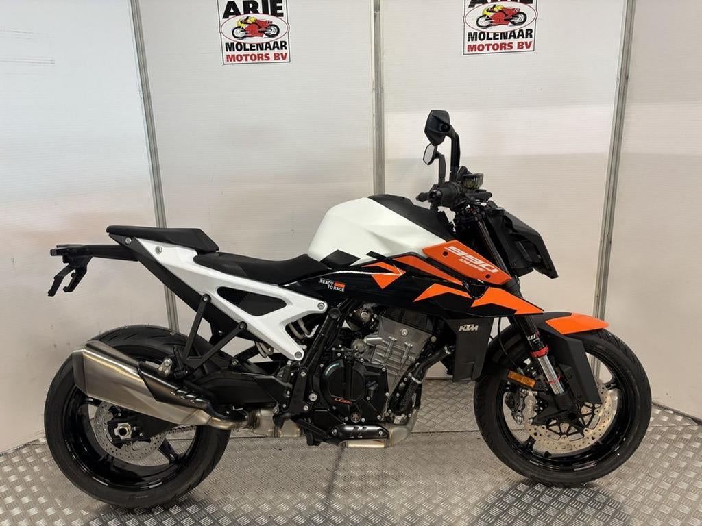 KTM 990 DUKE (bj 2026), Motoren, Motoren | KTM, 2 cilinders, KTM, Bedrijf, Onbekend
