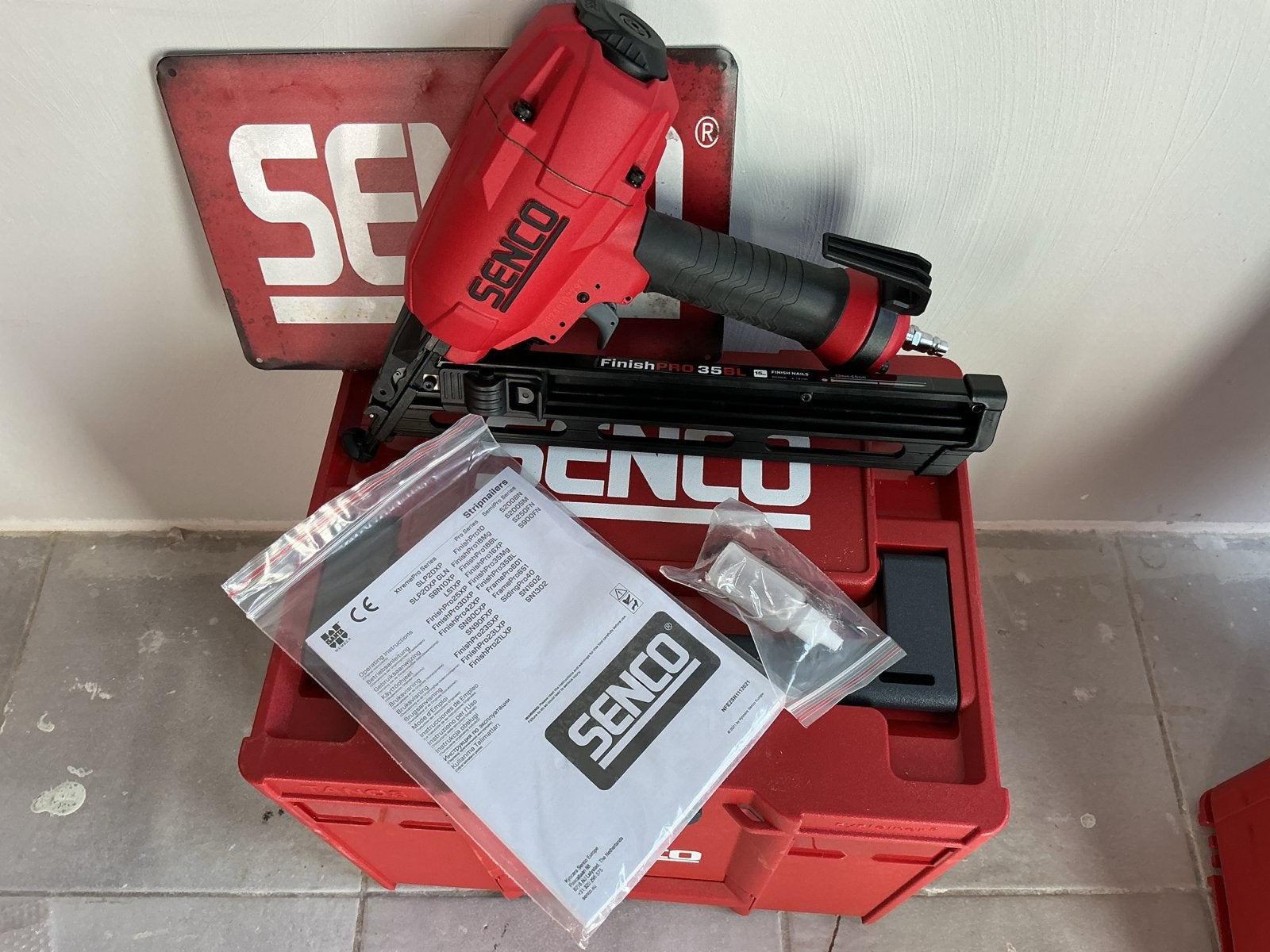 Senco FinishPro 18BL en SLS18BL, 35BL in Senco Systainer, Doe-het-zelf en Verbouw, Ophalen of Verzenden, Zo goed als nieuw