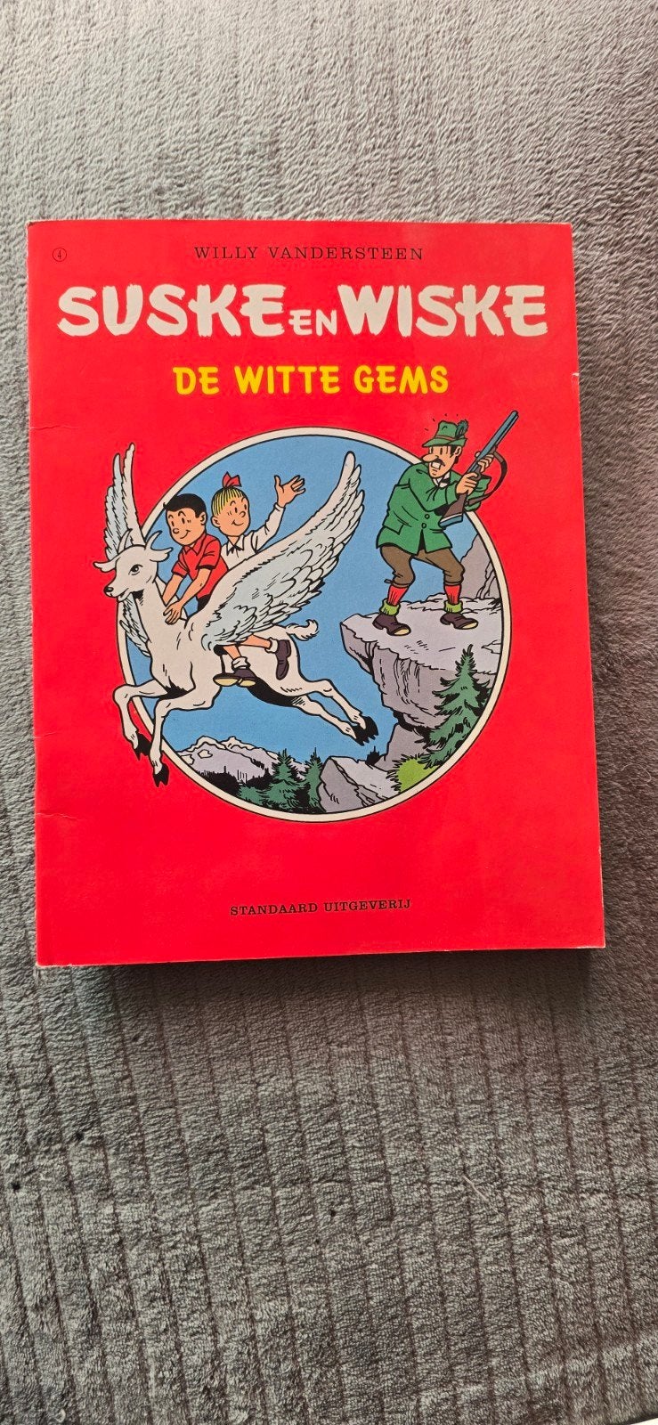 Suske en Wiske: De Witte Gems - Standaard Uitgeverij, Boeken, Eén stripboek, Ophalen of Verzenden, Gelezen, Willy Vandersteen
