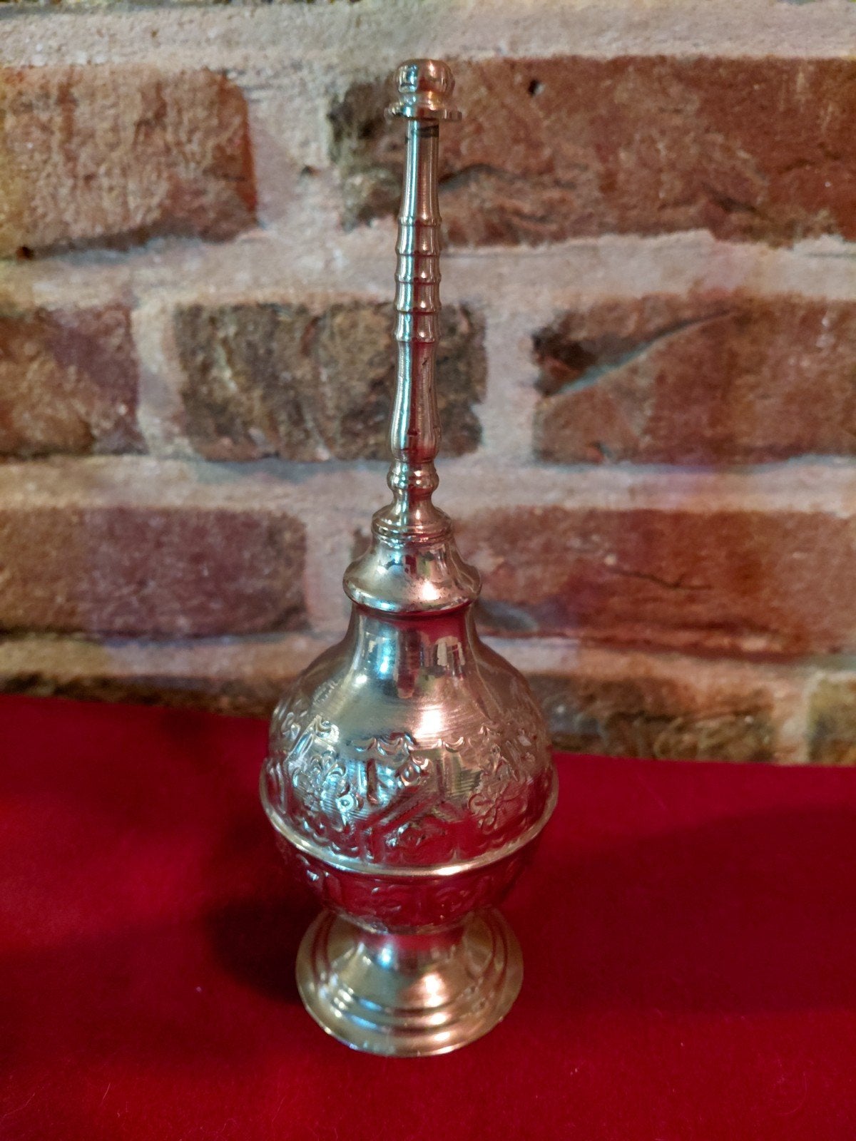 Antieke zilverkleurige parfumfles met decoratie, Ophalen of Verzenden