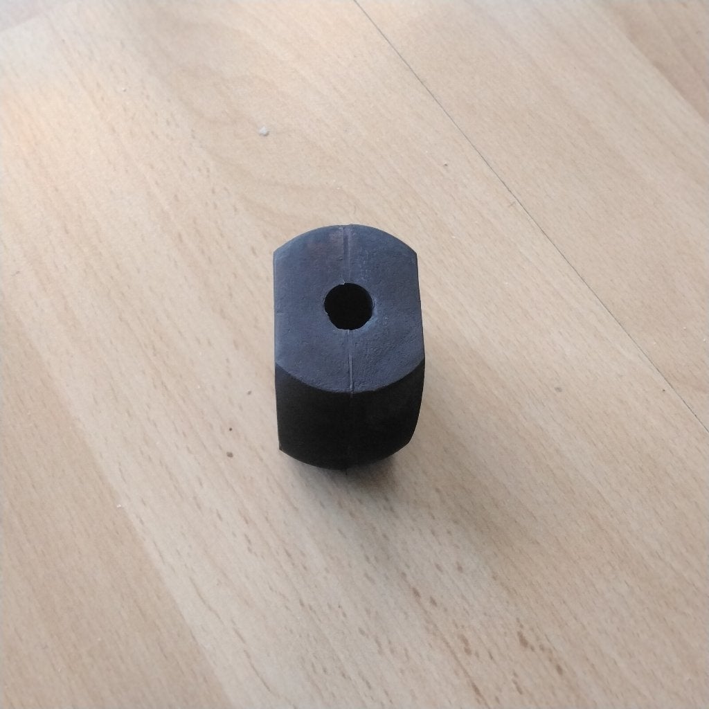 Gezocht BTG ( BETAGU) zadel rubber gebruikt., Ophalen of Verzenden, Zadel