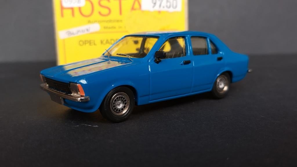 Opel Kadett C Sedan 4 deurs 1:43 Hostaro Pol, Hobby en Vrije tijd, Modelauto's | 1:43, Overige merken, Auto, ., Nieuw
