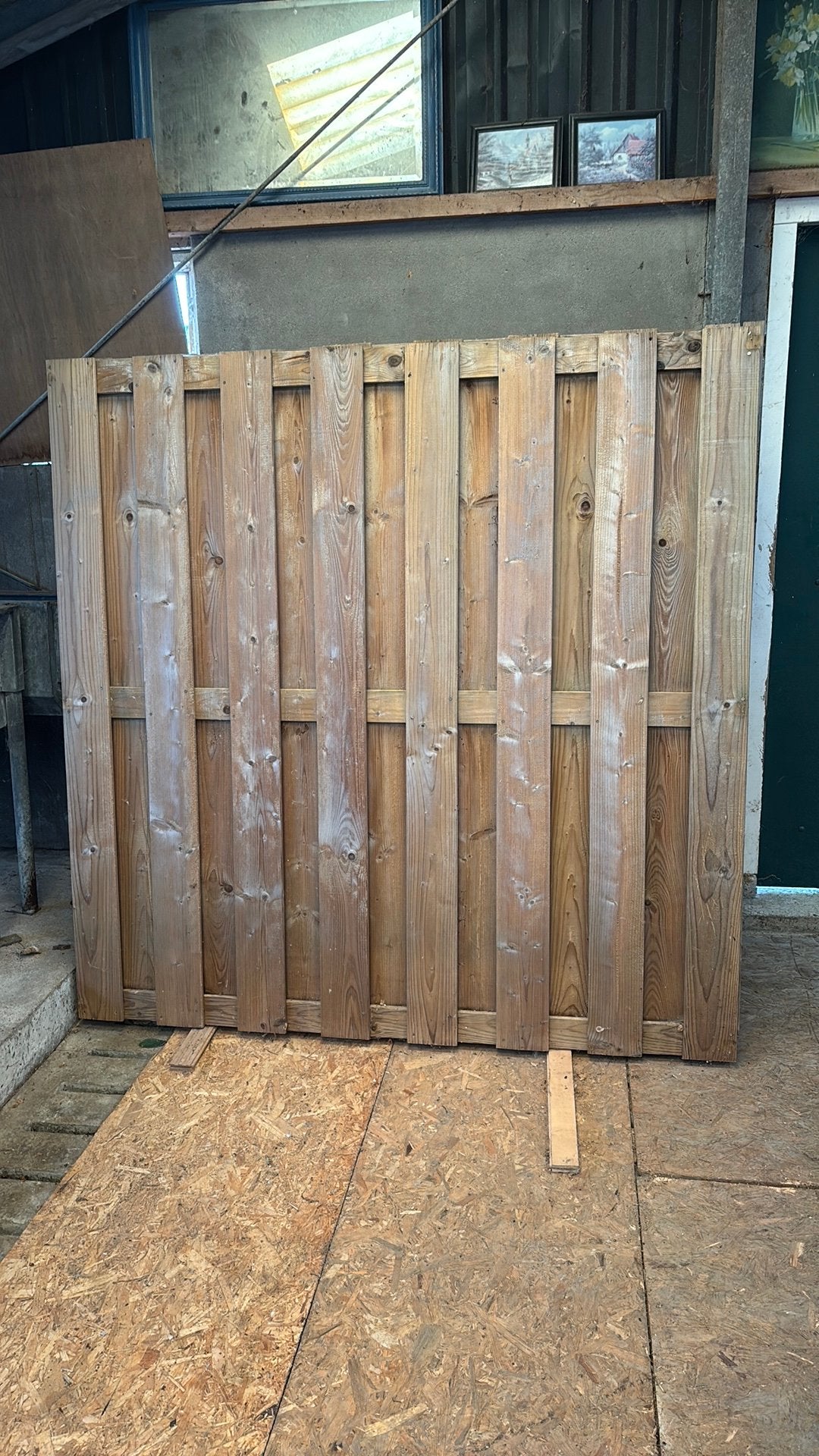 Schutting 25 meter, Tuin en Terras, Ophalen, Hout, 6 meter of meer, 1 tot 2 meter