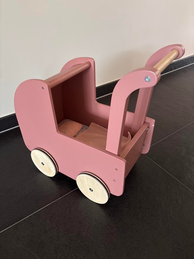 Roze Little Dutch poppenwagen met matrasje en dekentje, Ophalen, Zo goed als nieuw, Overige typen