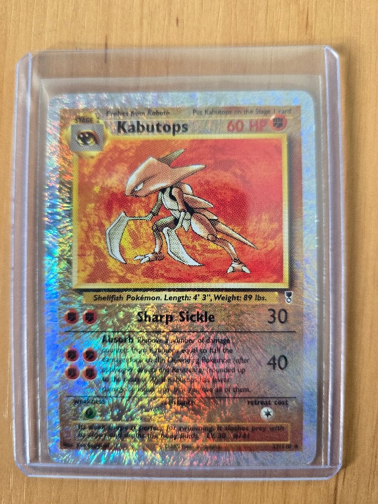 Pokémon Kabutops 27 Legendary, Ophalen of Verzenden, Zo goed als nieuw, Losse kaart, Foil
