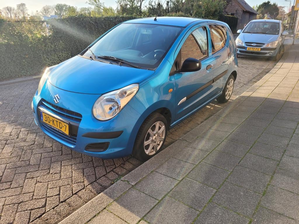 Suzuki Alto 1.0 2010 Blauw, Auto's, Suzuki, Voorwielaandrijving, 200 kg, Metallic lak, Origineel Nederlands