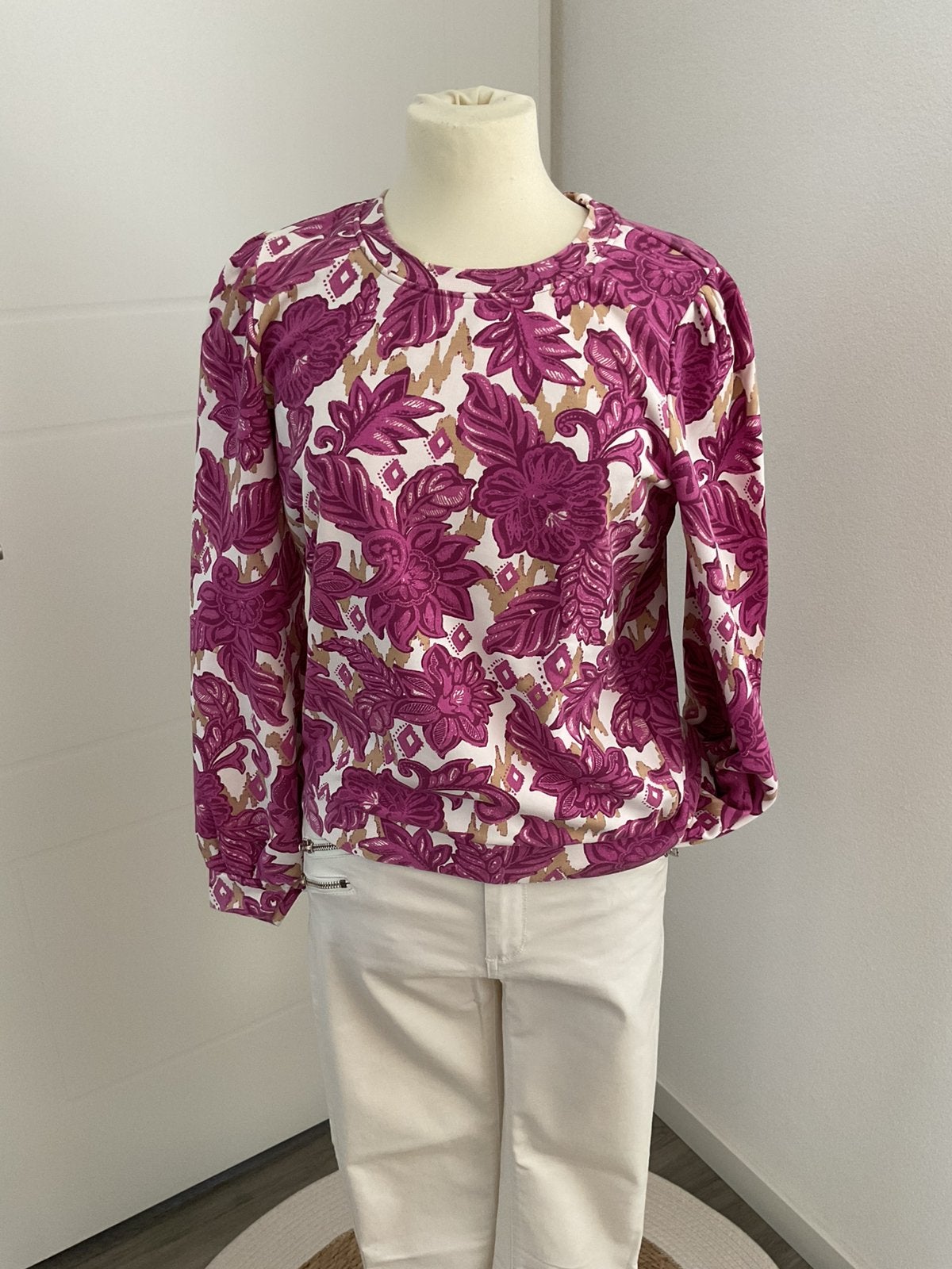 Cotton Club trui maat M met pofmouwen, z.g.a.n. / maat m, Ophalen of Verzenden, Zo goed als nieuw, Maat 38/40 (M), Paars