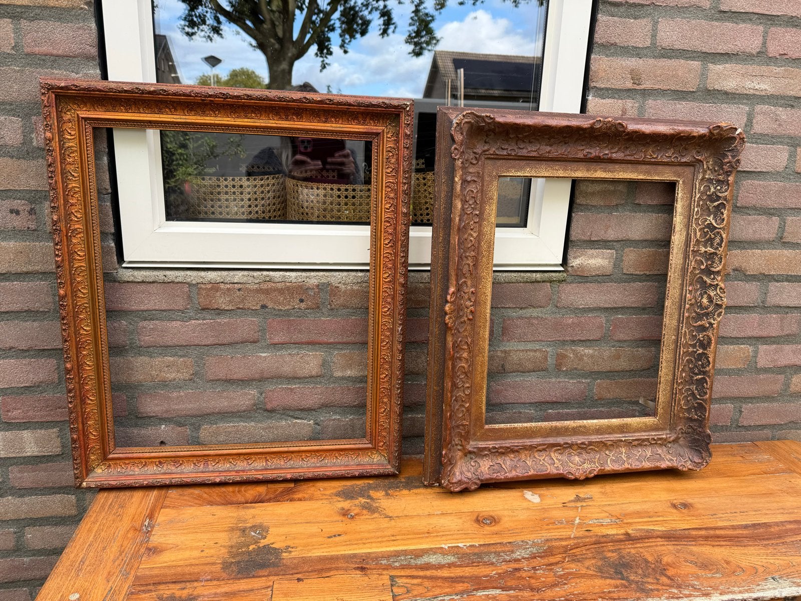 Twee Antieke Houten Schilderijlijsten - Goudkleurig, Huis en Inrichting, Ophalen, Gebruikt, Schilderijlijst, Goud