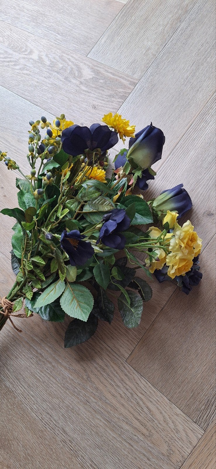 Boeket kunstbloemen, Ophalen of Verzenden, Zo goed als nieuw