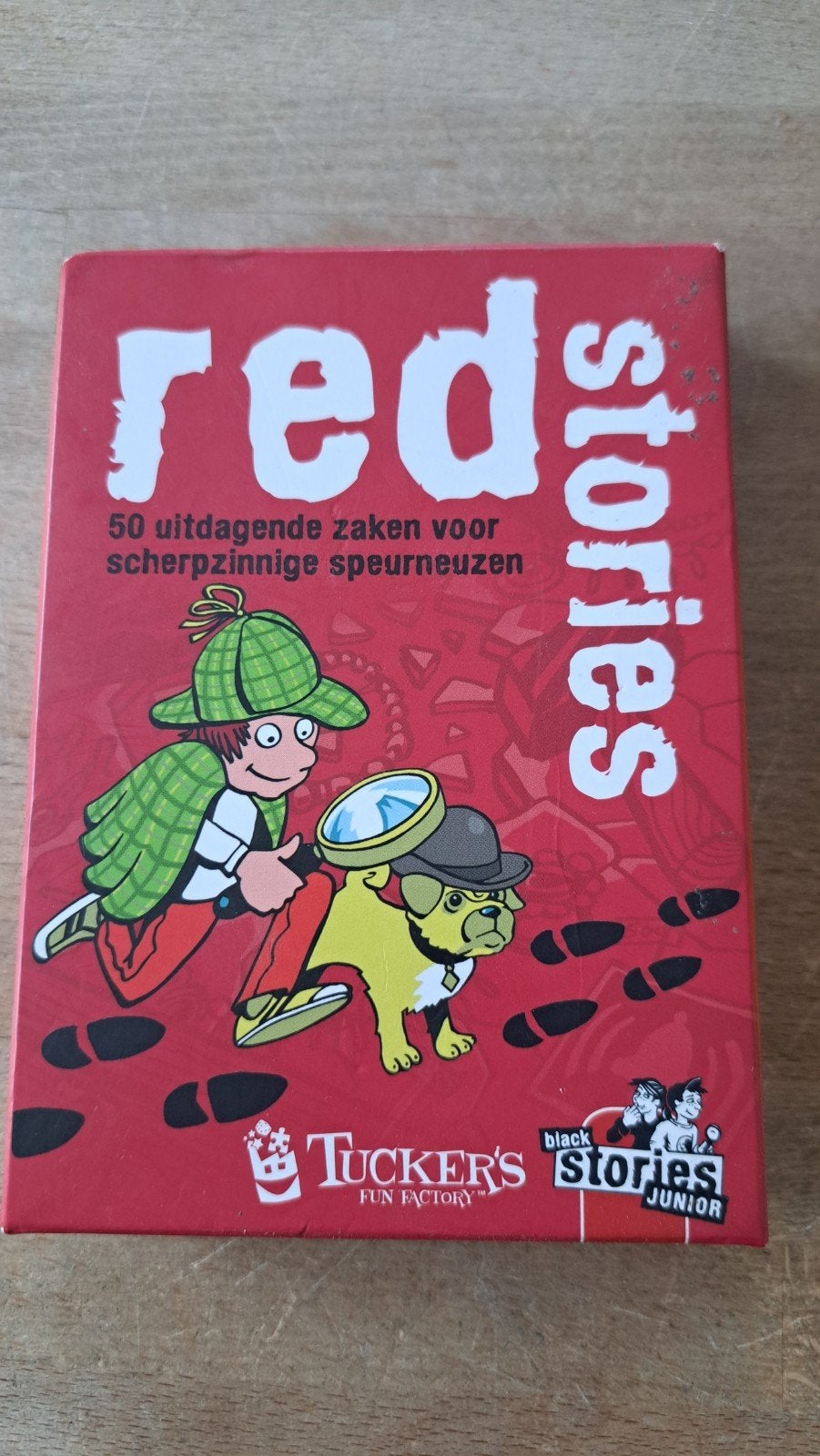 Red Stories Junior: 50 uitdagende zaken voor speurneuzen, Een of twee spelers, Ophalen of Verzenden, Zo goed als nieuw, Tucker's Fun Factory