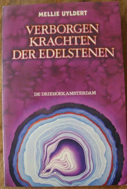 Verborgen krachten der edelstenen - Mellie Uyldert, Boeken, Achtergrond en Informatie, Ophalen of Verzenden, Zo goed als nieuw