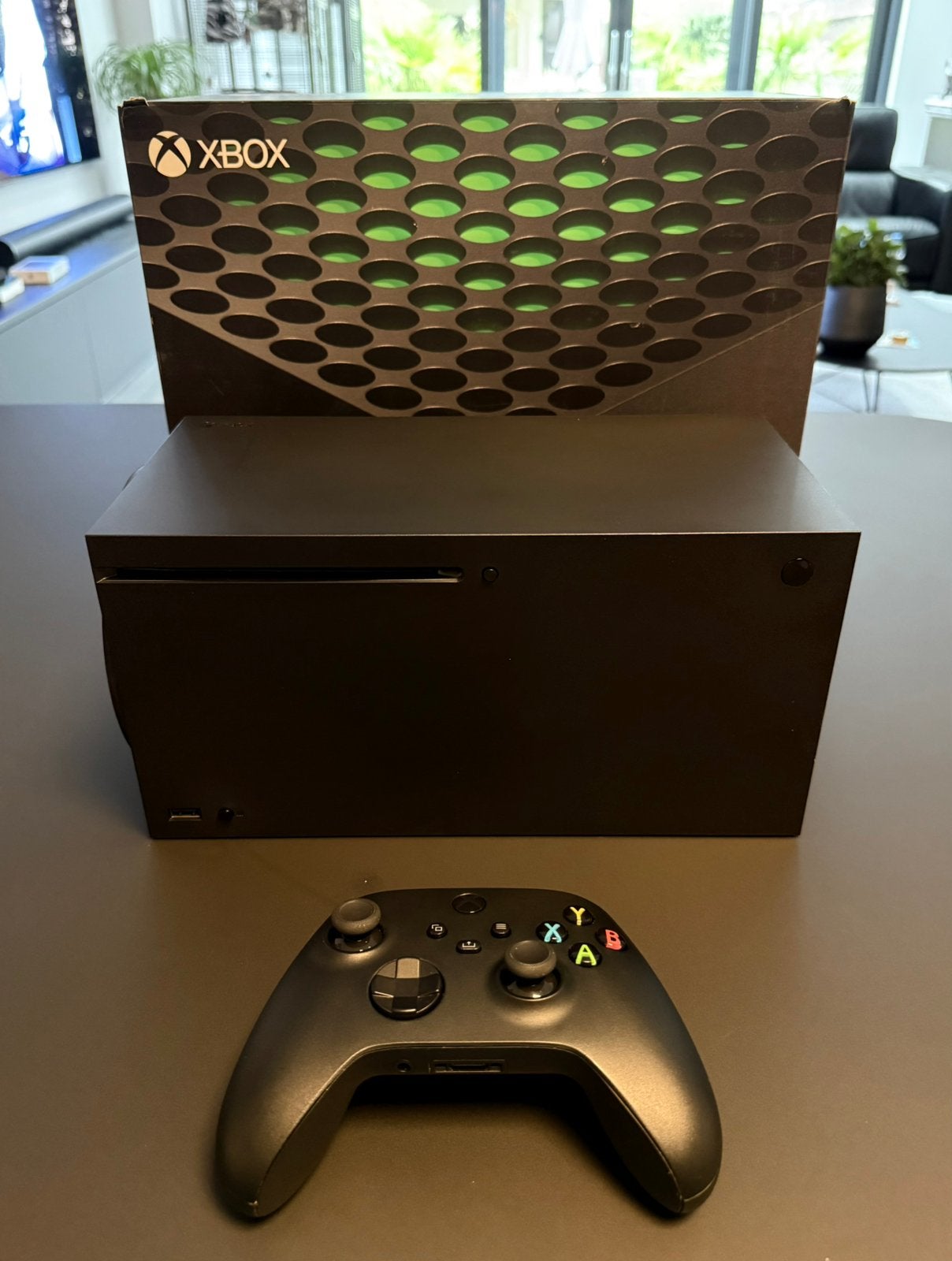 Foto 2 van Xbox Series X 1TB + Elite Series 2