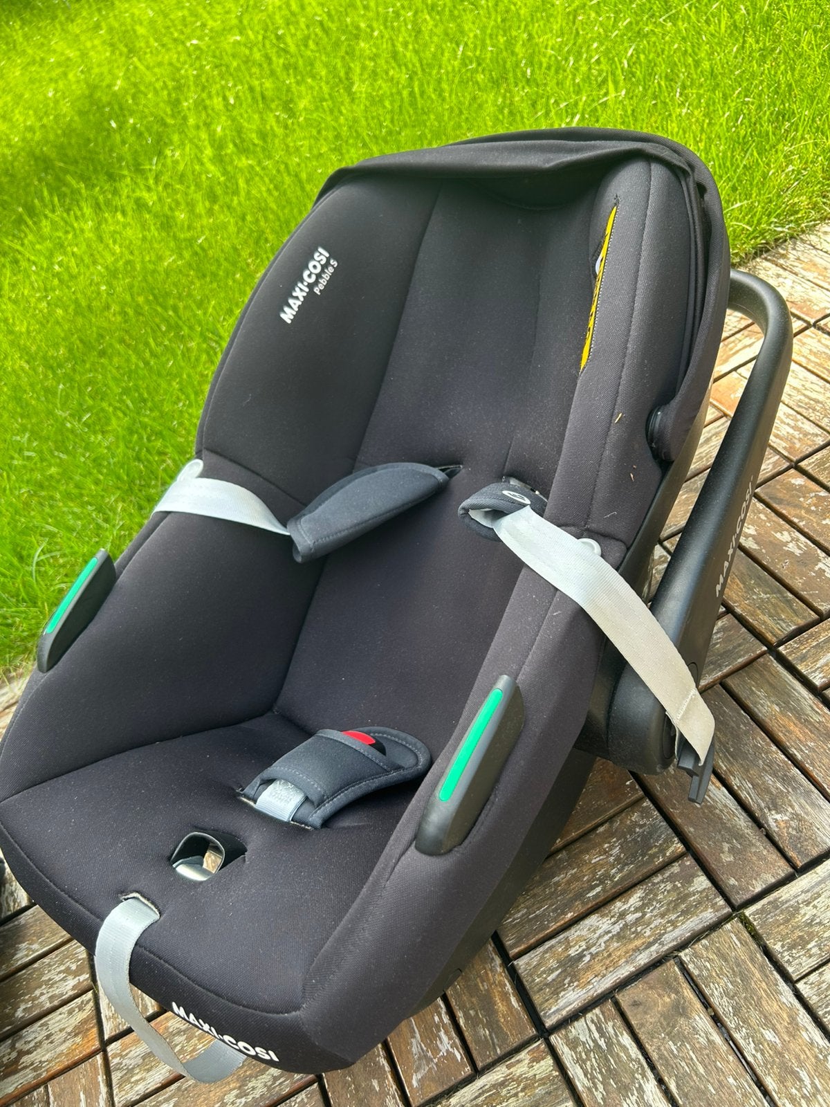 Maxi-cosi pebble S autostoeltje including isofix base, Ophalen, Zo goed als nieuw, Isofix, 0 t/m 13 kg