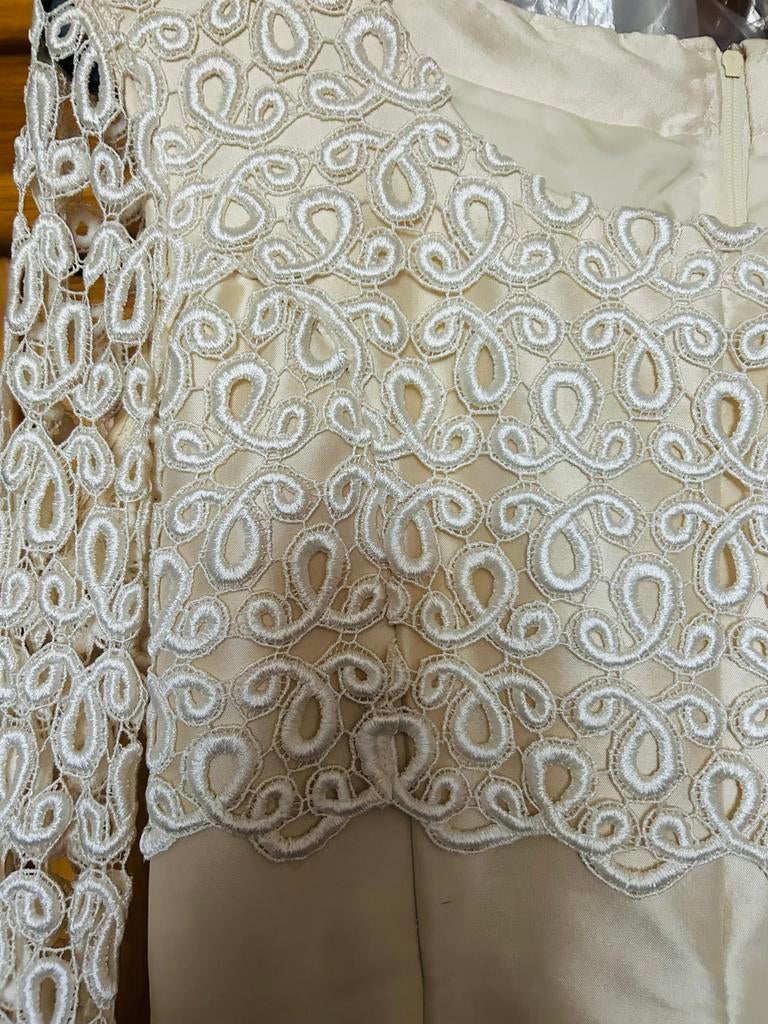 Elegante Italiaanse Zijden Trouwjurk Ivoor - Maat 38, Ophalen of Verzenden, Overige kleuren, Trouwjurk