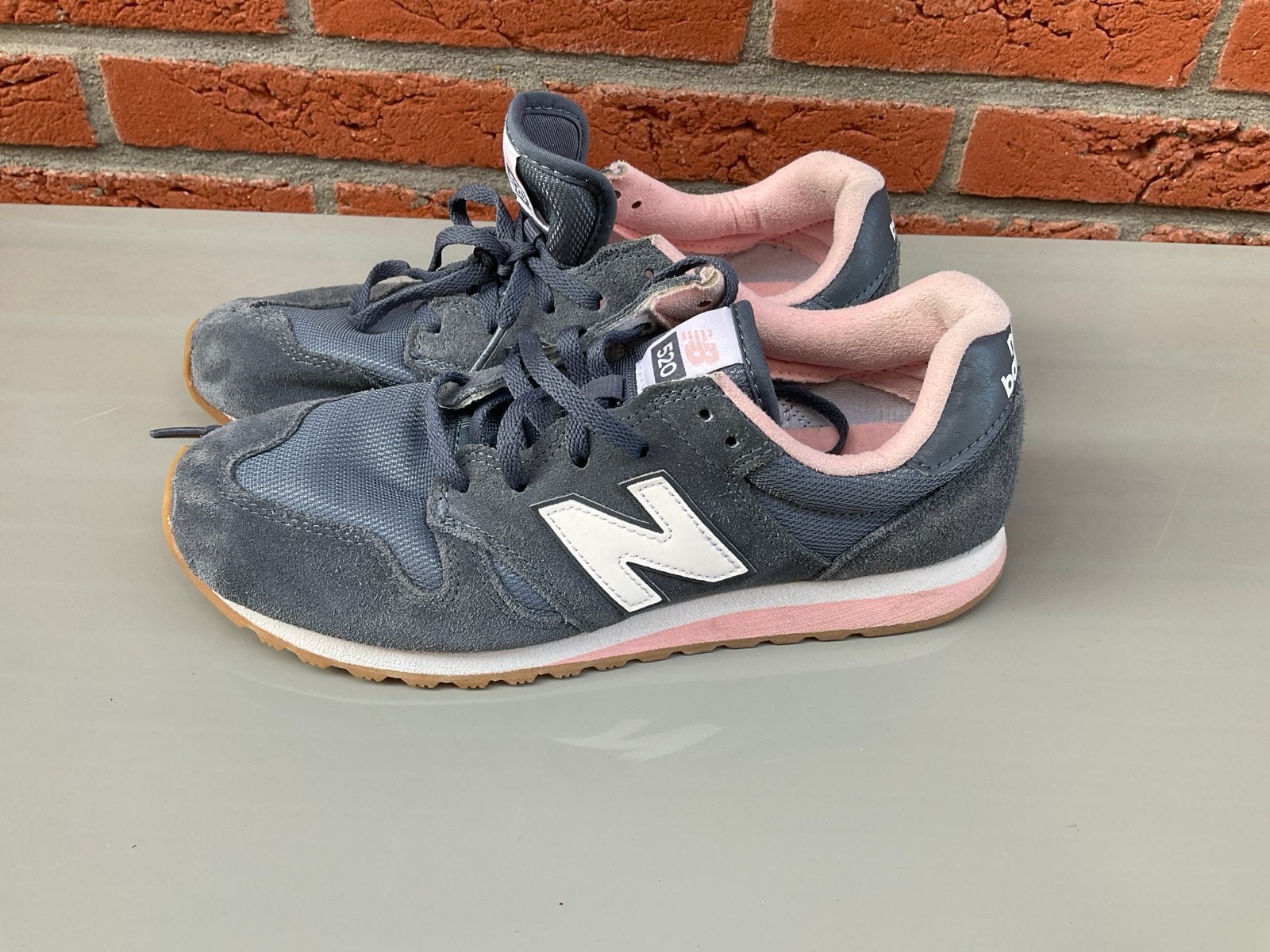 New Balance 520 sneakers dames maat 39, Ophalen of Verzenden, Gedragen, Grijs, Sneakers of Gympen