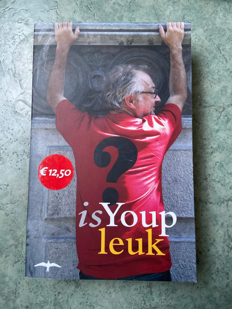 Is Youp Leuk - Columns van Youp van 't Hek, Ophalen of Verzenden, Gelezen, Anekdotes en Observaties