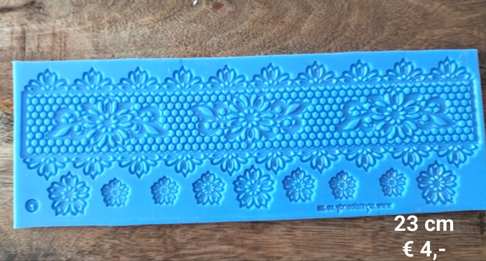 Lace mal diverse, Ophalen of Verzenden, Zo goed als nieuw, Taarten of Cupcakes, Versiering