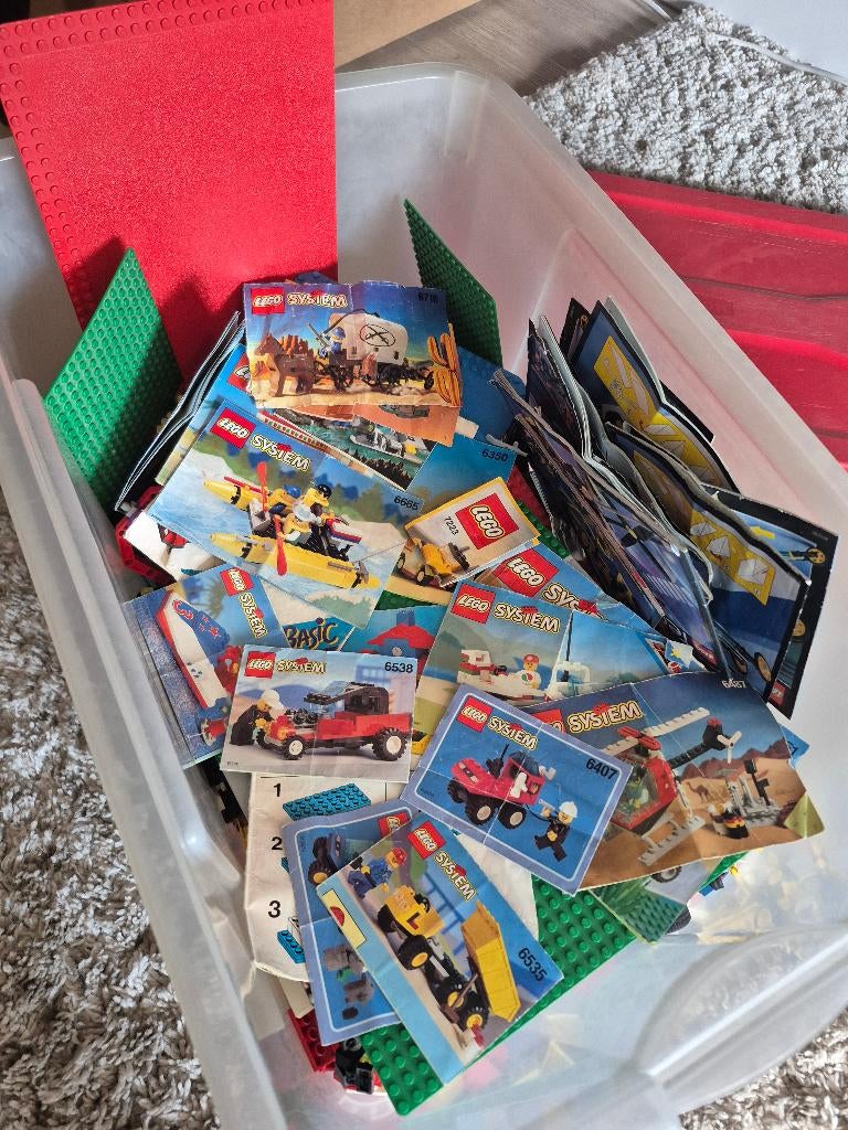 Grote bak lego uit de jaren 90, Gebruikt, Overige thema's, Inclusief extra onderdelen, Lego
