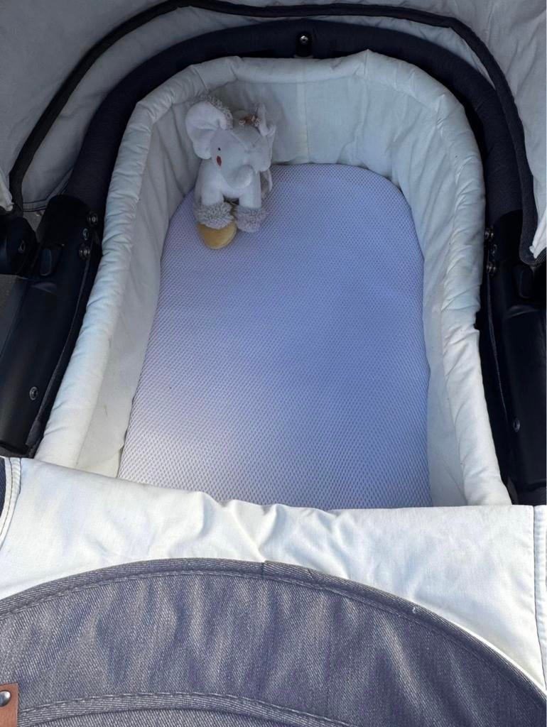 Mutsy Igo kinderwagen met reiswieg en zitje, Ophalen, Gebruikt, Combiwagen, Met reiswieg