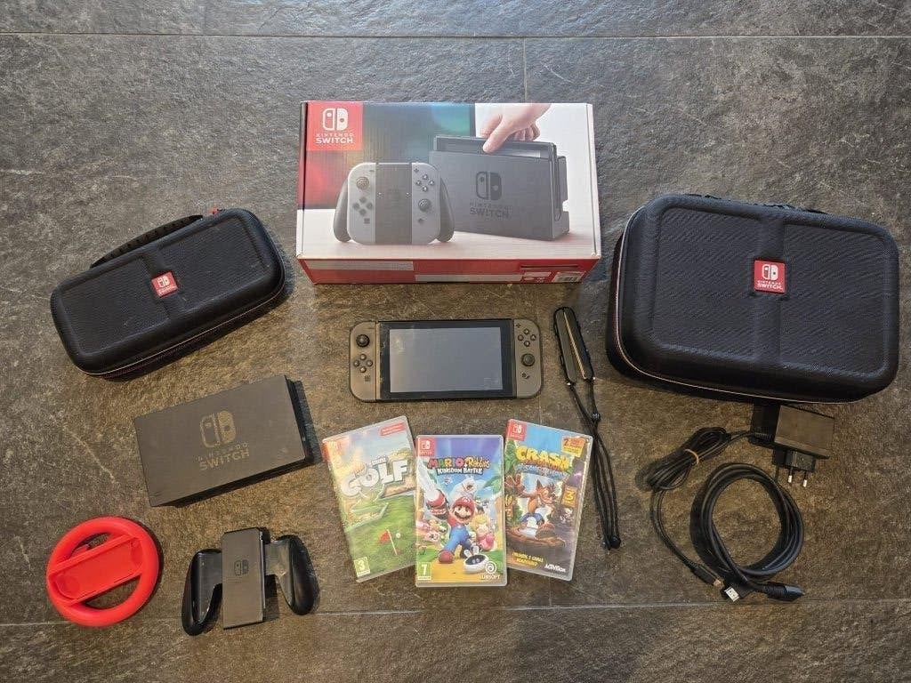 Nintendo Switch incl. 3 games & veel extra's, Met 2 controllers, Ophalen of Verzenden, Switch Original, Gebruikt
