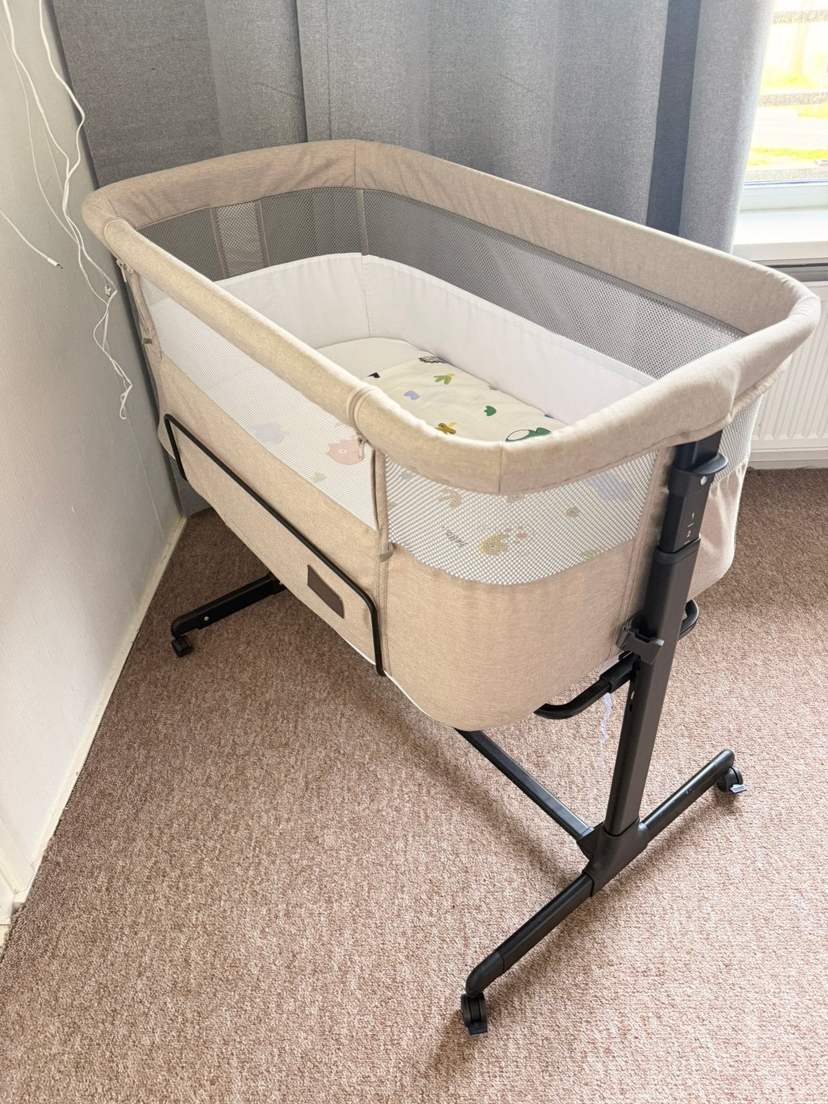 Novi baby co-sleeper, Ophalen, Zo goed als nieuw, Wieg
