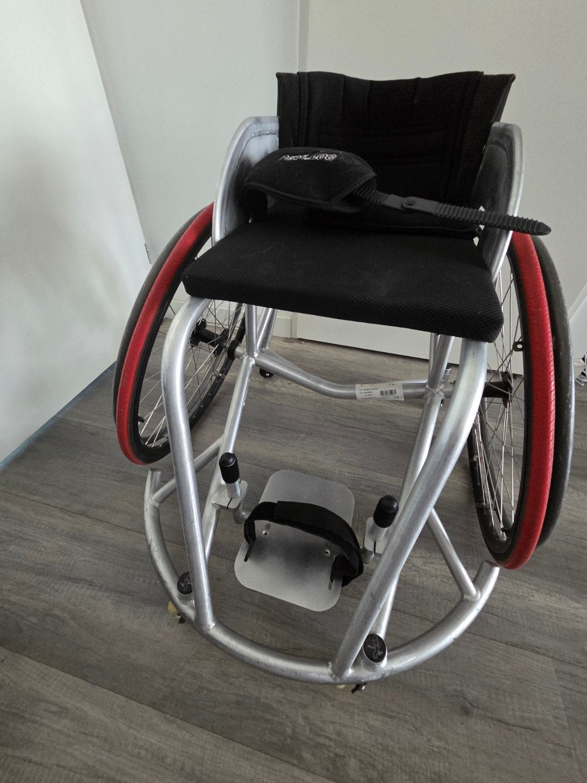 Sportrolstoel GTM Gladiator, Ophalen, Zo goed als nieuw, Handbewogen rolstoel
