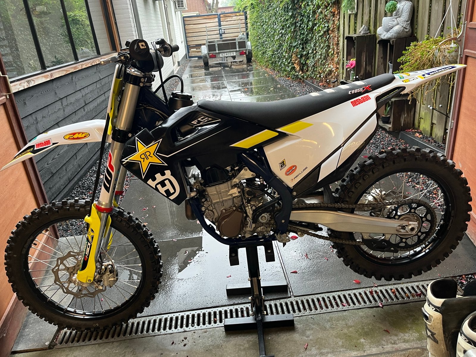 Husqvarna FC 450 Rockstar Edition '22 - Slechts 12 uur gelop, Ophalen of Verzenden