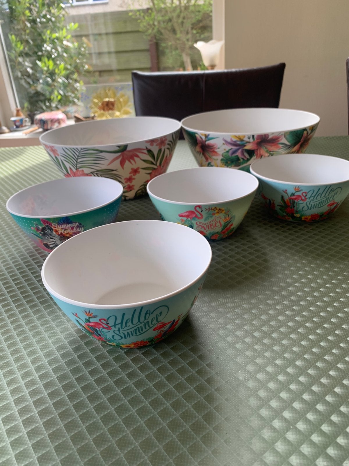 Zomers Melamine schalen, 2 grote,4 kleinere, Overige materialen, Ophalen of Verzenden, Overige stijlen, Schaal of Schalen