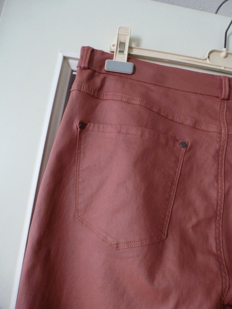 ZOMER imitatie leer NORAH broek KORAAL ROZE 44 -GRATIS zend, Overige kleuren, Verzenden, Maat 42/44 (L), Zo goed als nieuw
