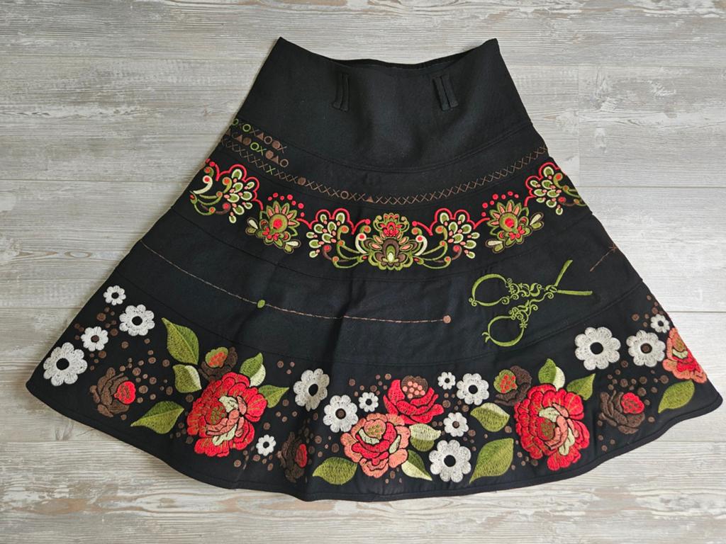 Zgan Oilily rok skirt tule bloemen borduursels zomer winter, Kleding | Dames, Rokken, Maat 38/40 (M), Oilily, Zwart, Ophalen of Verzenden