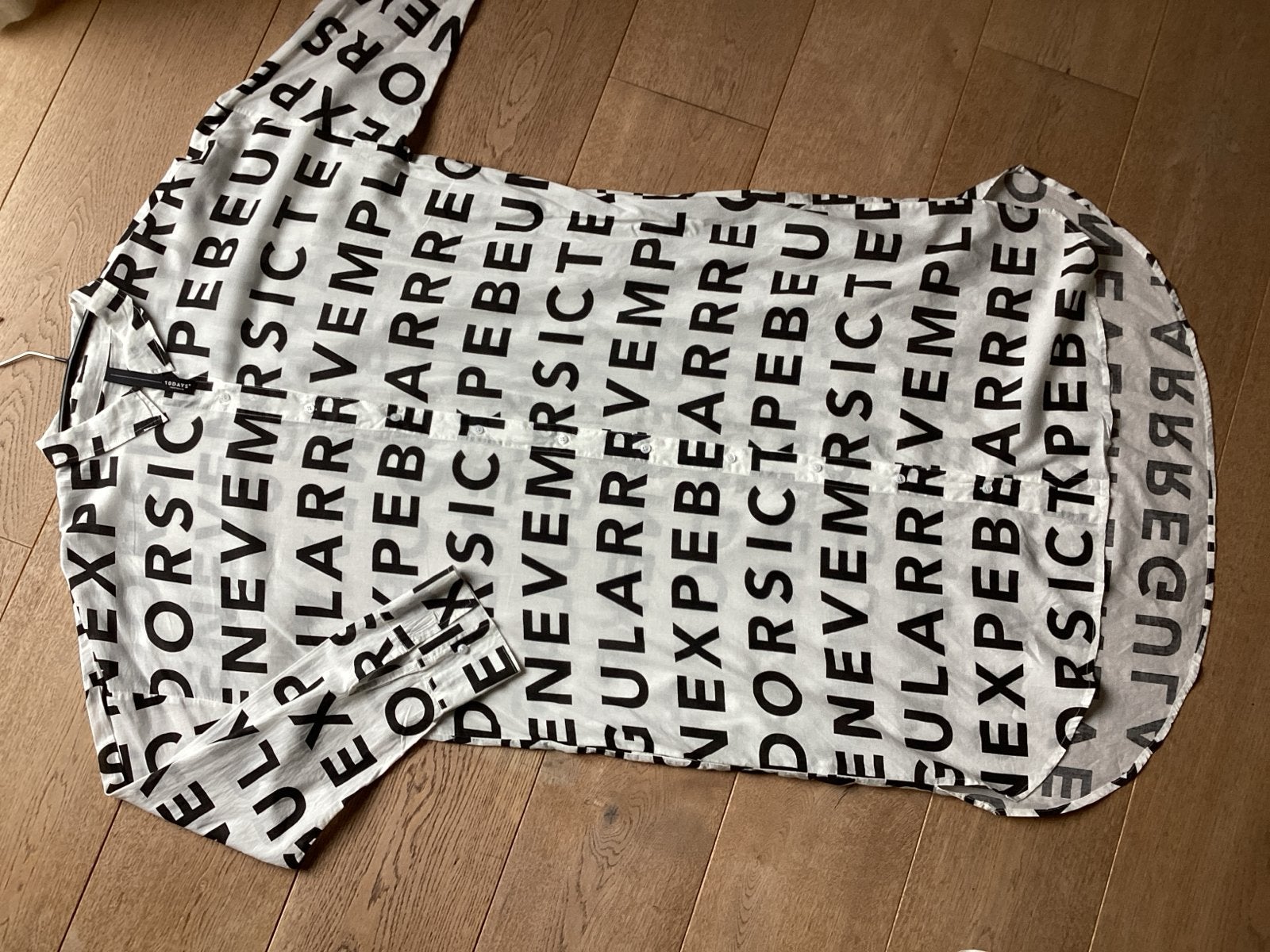 10DAYS Amsterdam Blouse met Tekstopdruk - Maat M, Verzenden, Zo goed als nieuw, Maat 38/40 (M), Wit