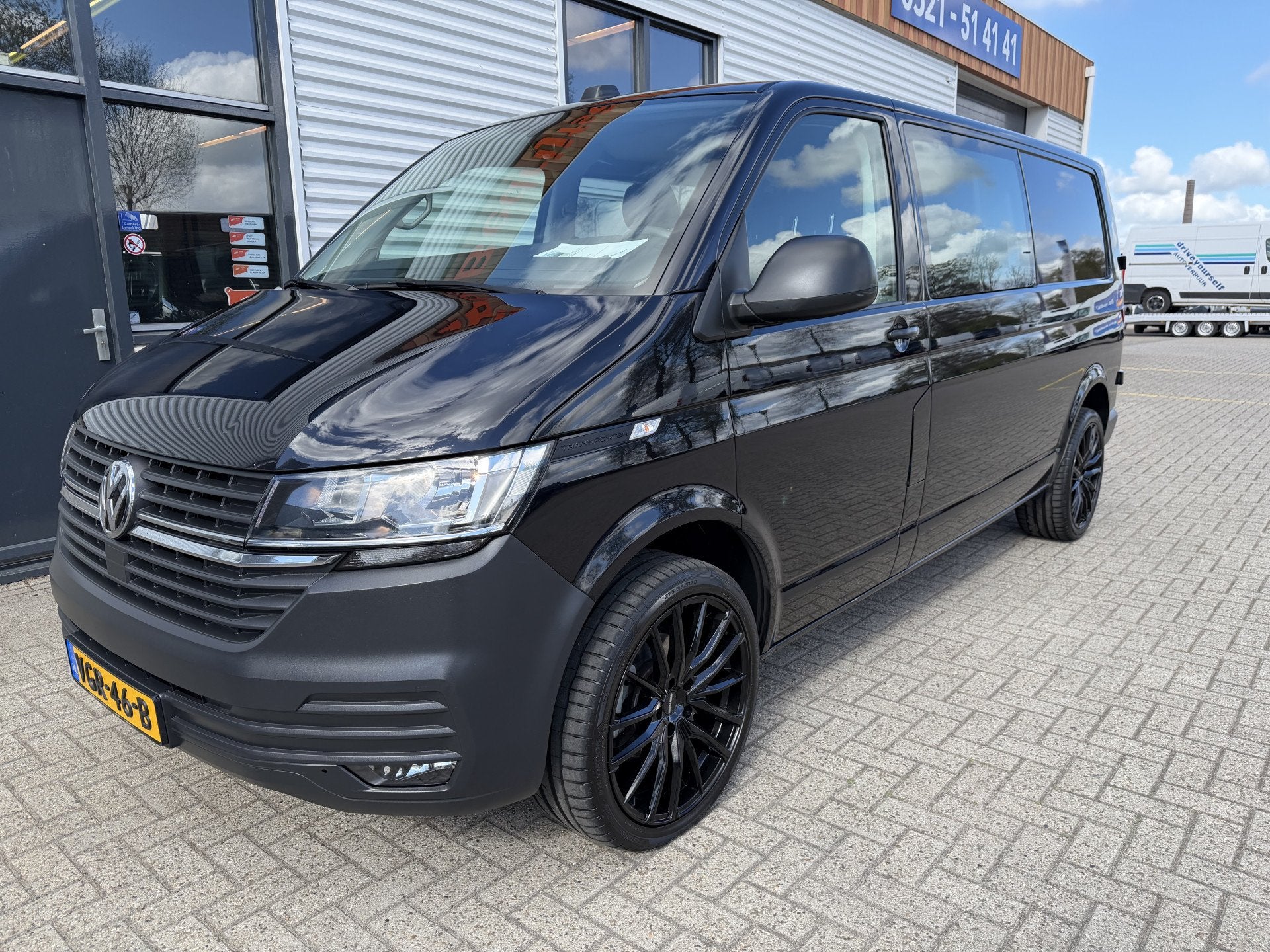 Volkswagen Transporter 2.0 TDI 150pk L2H1 30 DC 5 persoons C, Auto's, Voorwielaandrijving, Gebruikt, 4 cilinders, Volkswagen