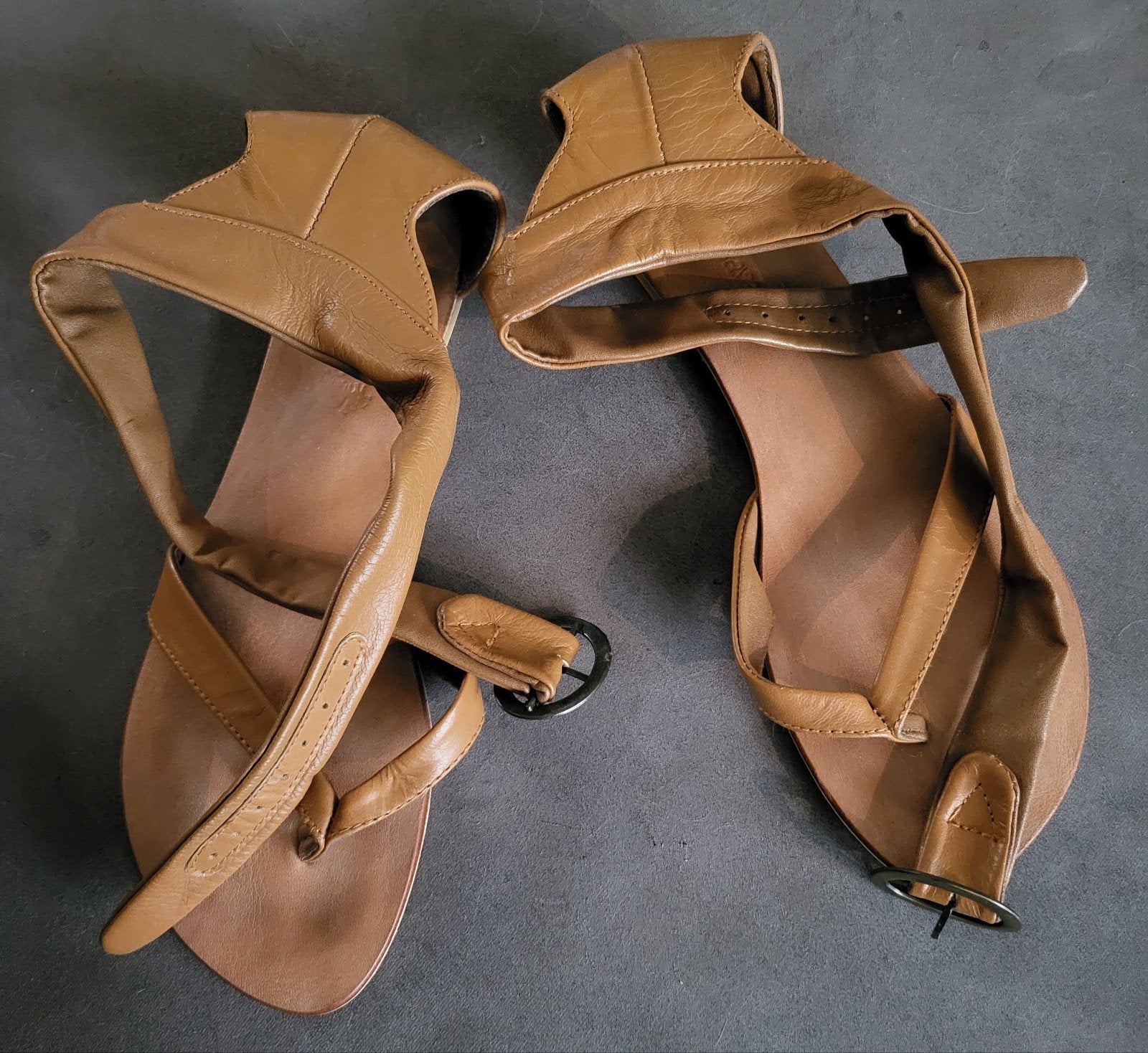 Hot Lava Sandalen Maat 42 - Bruin, Bruin, Hot Lava, Zo goed als nieuw, Sandalen of Muiltjes