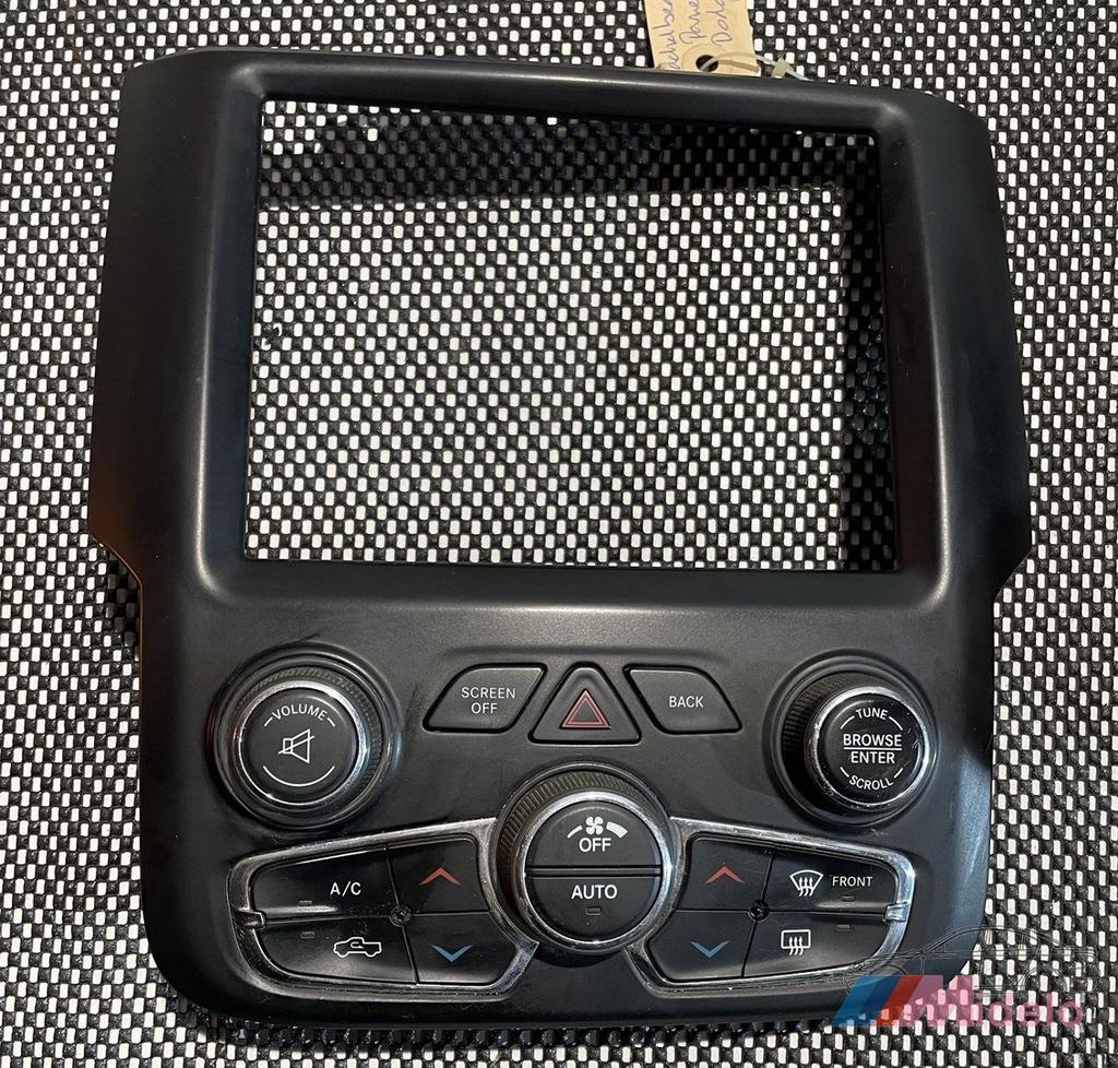 DODGE RAM 1500 KACHEL BEDIENINGSPANEEL 1UJ97DXAF, Gebruikt, -, -, Ophalen of Verzenden